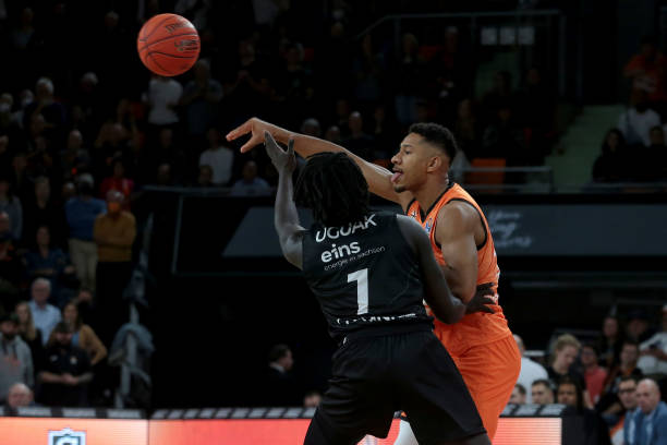 提升了他在 提升了他在