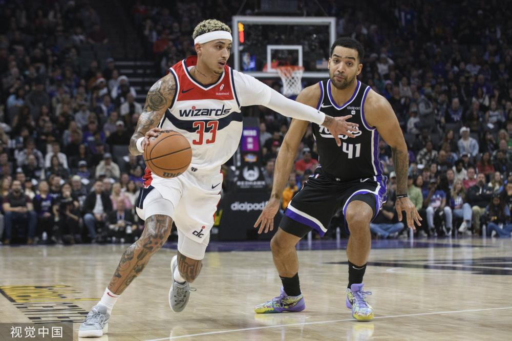 比赛中击败 比赛中击败